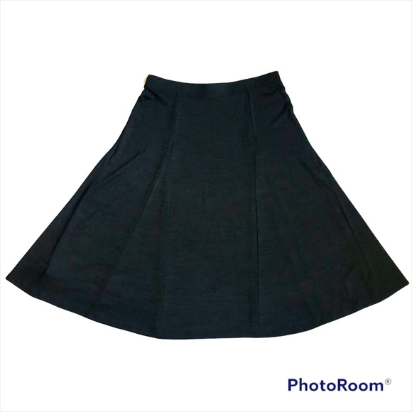 2 for $10! Gap circle midi skirt, Petite L, black - Picture 2 of 11